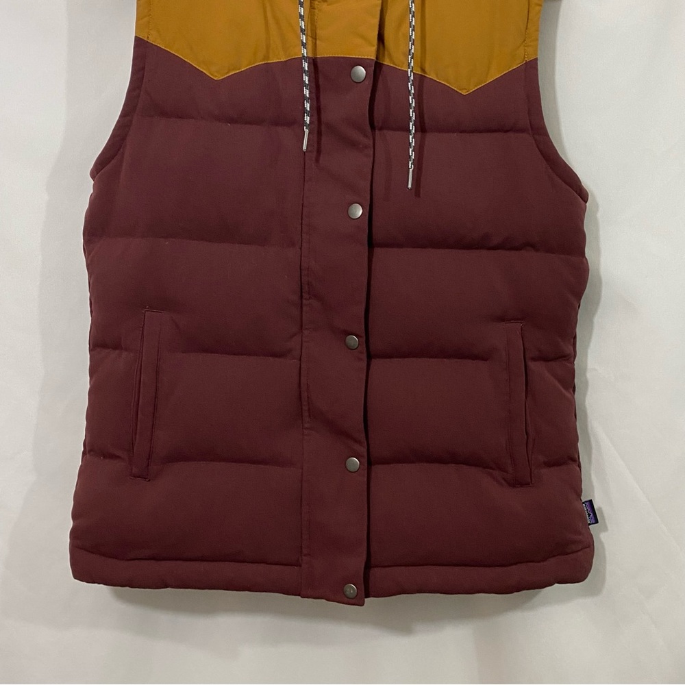 Patagonia Bivy Hooded Down Filled Puffer Vest in Maroon Rare - Picture 6 of 16